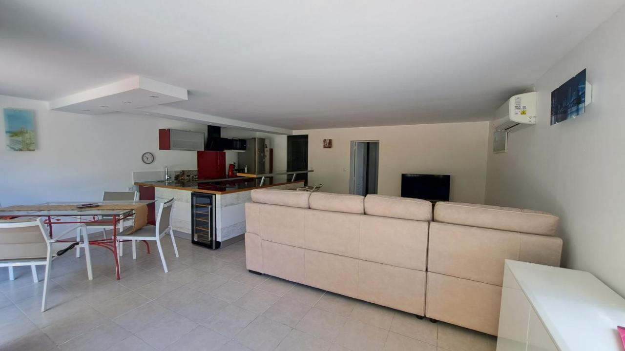 Escale A Grande Anse Apartment Trois-Rivieres Ngoại thất bức ảnh